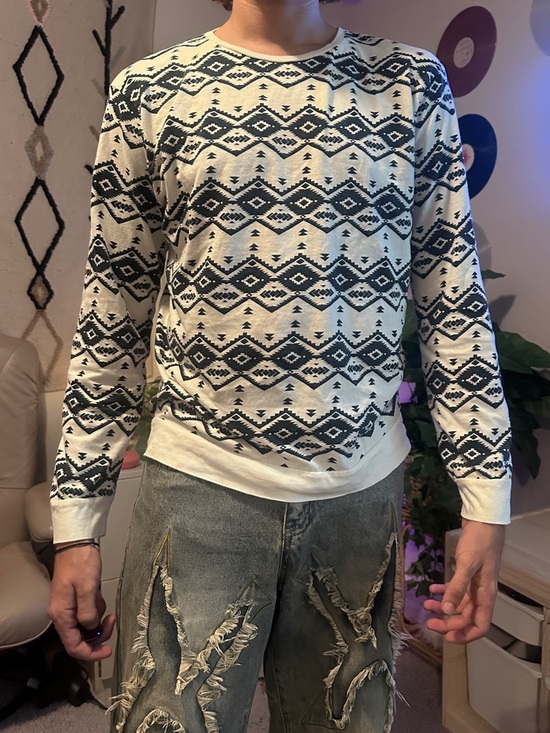 21men Other - 21men Cream and Dark Blue Aztec Crewneck Sweater